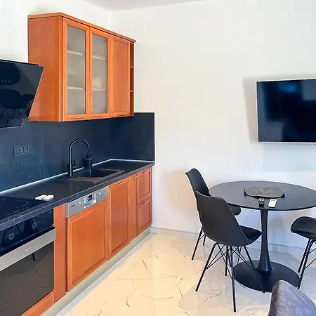 Maja - Gracin * Orebić