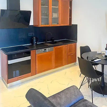 Maja - Gracin Orebić